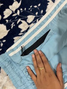 blue lower for women