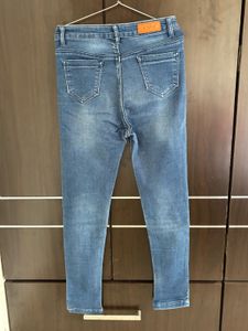 HIGHRISE BLUE JEANS 👖