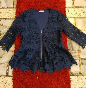 AUSTRALIAN CROCHET TOP