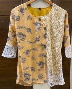 Floral Trending Tops For Sale 🌸Each 349 Rs