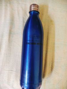 Vacuum Bottle Blue Stainless