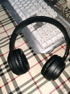 Black Headphones