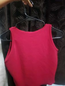 COMBO TOPS ,pink and red