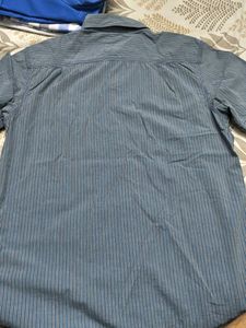 Levi&#39;s Striped Shirt