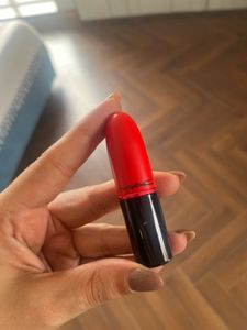 MAC Lipstick Lady Danger