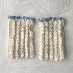 ✮⋆˙𝜗ৎCrochet hand warmers✮⋆˙𝜗ৎ