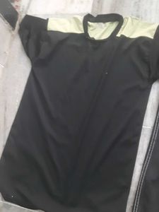 Black Jeans with White Stitching And one t-shirt o