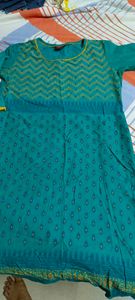 Green kurti..upto 34 bust..no flaws