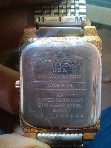 Timex Gold-Tone Wristwatch (fix price)
