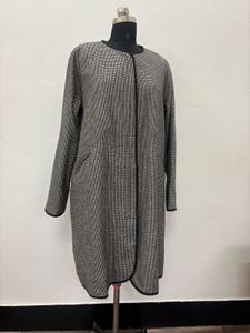 Elegant Houndstooth Coat