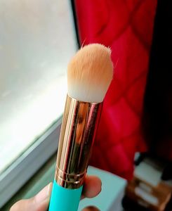 Makeup Brush ♥️
