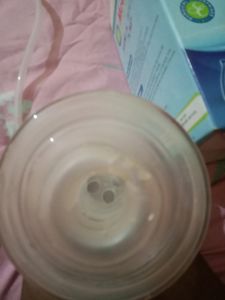 Medigold Manual Breast Pump ...See Last Pic Small  Cut But it&#39;s Working Good No Any Daut Grab Fast 🤗