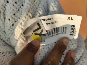 Off-white Cozy Knit Sweater/ Pullover