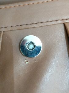 Brown Casual Slingbag (Women&#39;s)