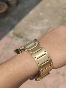 Beautiful Golden SONA watch