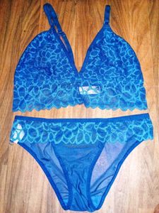 Clovia Fancy Bra Panty Set