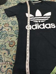Adidas Originals t-shirt