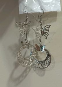 2 Pairs Of Silver Oxidized Earrings