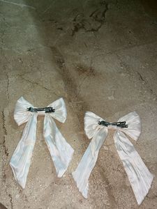 H&amp;M Elegant Bow Hair Clips