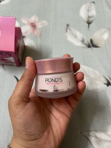 📦pond’s bright beauty hamper📦