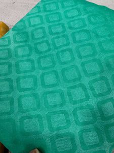 Plain Brasso Saree With Flora Print Blouse