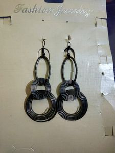 Metallic Necklace With Earrings