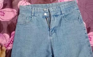 3 Tops And 1 Jeans Combo