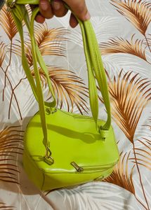 Baggit Brand Green Sling Cum Bagpack Office Style