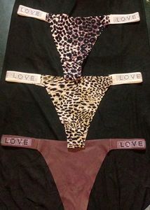 Thong Panties - &#39;Love&#39; Detail