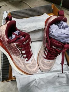 Trenz Running Shoes - Burgundy/Beige