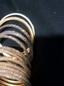 Sparkly Gold Bangle Set