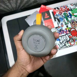 Boat Stone 105 Portable Speaker.