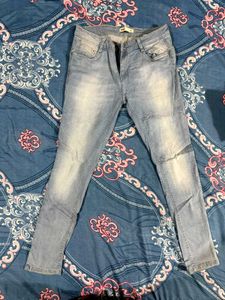 Light Wash Skinny Jeans