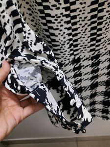 H&amp;M Knee Length Free Size Dress