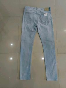 Light Wash Distressed Jeans