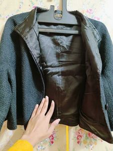 🇳🇿💫🎀Chic Black Cropped Blazer