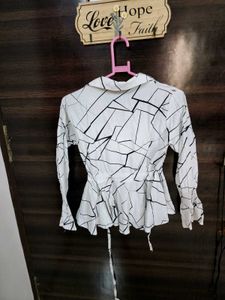 Stylish Geometric Print Top