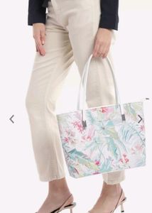 Brand New Lino Perros Handbag