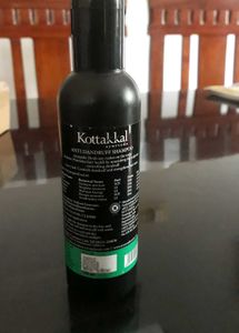 Kottakkal Anti Dandruff Shampoo