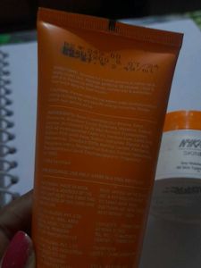 FACE WASH AND MOISTURIZER