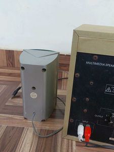 Base With 2 Speakers
