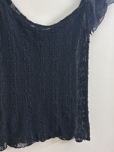 MANGO FLARY ARMS LACE TOP