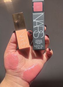 NARS Afterglow Liquid Blush Behave