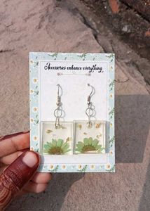 Hand made resin earings