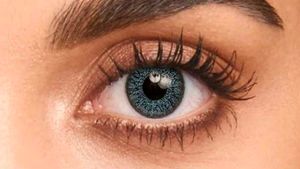 aquacolor disposable  blue Contact Lenses