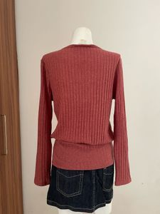 Stylish Pink Ribbed Top w/ Chain