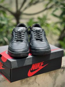 Nike Black Airforce