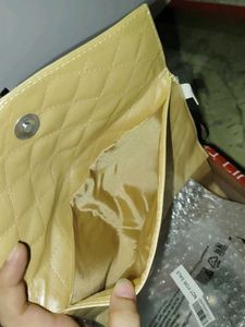 PLUM POUCH