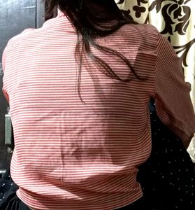 Beautiful Knotted Shirt 💗