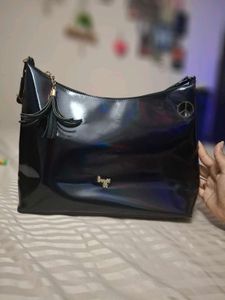 Stylish Baggit Navyblue Handbag